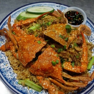 Nasi Goreng Ketam Di Seberang Jaya Ini Sangat 'Mabeles', Buat Kenyang Seharian!