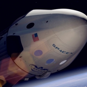 Mulai Tahun Depan, Manusia Boleh Melancong Ke Bulan Dengan SpaceX NASA