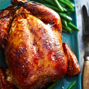 Ayuh Cipta Kelainan, Wajib Cuba Kaedah Masak Ayam Dalam Pasir Ini