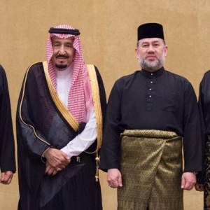 Gambar Berkumpulan Dengan Raja Salman, Media Atas Talian Arab Saudi 'Buang' Rosmah