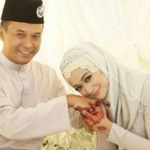 Asyik Menafikan, Akhirnya Bernikah Juga Faye Kusairi Dengan Azmi Hatta