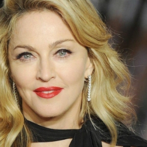 Usia 58 Bukan Penghalang, Madonna Pamer Diri Berbogel Di IG