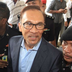 "Saya Tak Tawar Diri Sebagai Calon Perdana Menteri" - Anwar Ibrahim