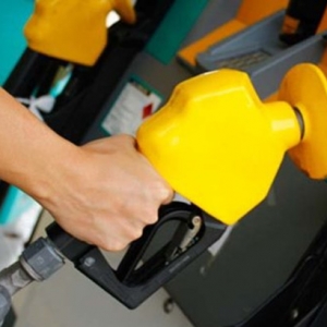 Harga Petrol Minggu Ini: Ron95, Ron97 Turun Lagi Tujuh Sen, Diesel Pula Kekal