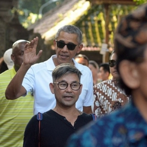 Barack Obama Bawa Keluarganya Bercuti Di Bali