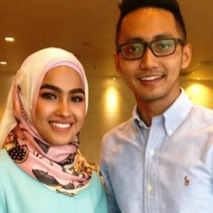 Bukti Hubungan Serius,  Sufian Suhaimi Bawa Keluarga Merisik Elfira Loy