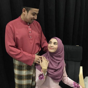 Fiza Halim Sambut Raya Dengan Siapa Tu? Suami Baru Ke?