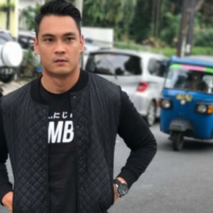 "Godaan Peminat Sedia Bermadu" - Hisyam Hamid