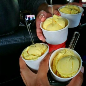 Sampai Beratur Panjang, Semua Berebut Aiskrim Durian D24 Di Melaka!