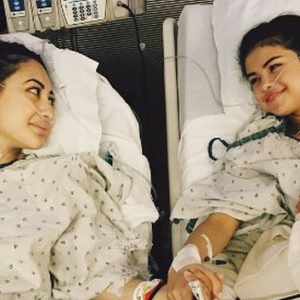 Selena Gomez Dedah Terima Pemindahan Buah Pinggang Daripada BFF Sendiri