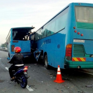 Nahas Bas Kilang Di Tol Juru: Pemandu Disahkan Bebas Pengaruh Dadah & Alkohol