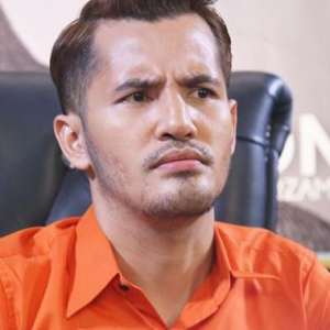 Nama Je Lelaki Tapi Mulut Macam... - Aliff Syukri