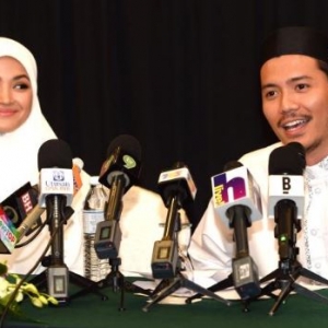 Akhirnya Fattah Amin Yang Berjaya Leburkan Tembok Kedegilan Fazura...