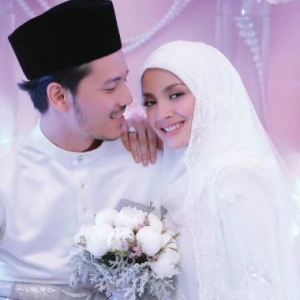 Sekali Lafaz, Fazura Sah Jadi Milik Fattah Amin