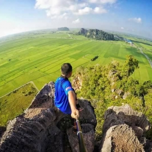 Selfie Dari Puncak Bukit Kokdiang – Biar Curam Tapi Puas Hati Pandangan Sawah Padi..