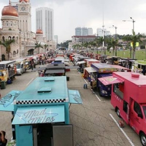 Food Truck Azam Perniagaan Tahun Baru, Tapi Jangan Sampai Cekik Darah Ya..