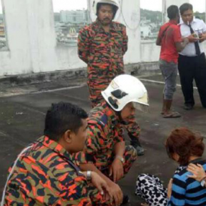 Ugut Terjun Bangunan Kerana Disuruh Cari Kerja Dan Putus Dengan Kekasih