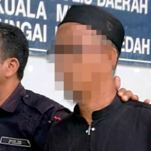 Lelaki 54 Tahun Tekup Muka Jiran Guna Kain, Sebelum Rogol