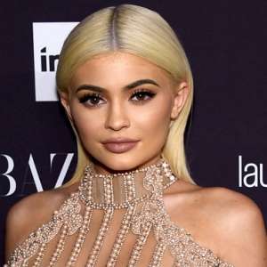 Kylie Jenner Sembunyi Kehamilan, Selamat Lahirkan Bayi Perempuan