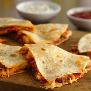 Quesadilla Ayam Berkeju, Mantap! Sesuai Disediakan Untuk Parti, Macam Berada Di  Mexico