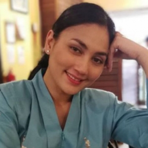 “Perlu Ke Bodyguards?” - Fasha Sandha Selesa Berjalan Tanpa Dikawal