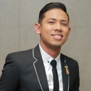 Nabil Ahmad Jadi Pengarah Filem, Bersedia Untuk Zaman 'Kejatuhan'