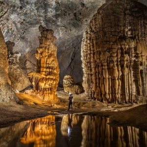 Gua Terbesar Dunia Di Vietnam, Jelajah Di Dalamnya Ada Sungai Dan Hutan