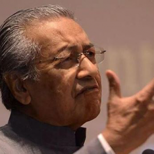 9 Mei: Orang Kampung Bolehlah, Tapi Kalau Bekerja Susah - Tun M