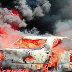 Kereta Lambat Dibaiki, Lelaki Amuk Bakar Bengkel