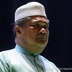 Tun Dr Mahathir Umum Senarai Kabinet - Mat Sabu Menteri Pertahanan