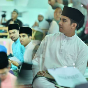 Wanita Terbeliak Mata, Nak Tercabut Jantung Ingat Syed Saddiq Akad Nikah