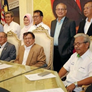 BN Sarawak Umum Keluar Dari BN Pusat, Kini Dinamakan Gabungan Parti Sarawak