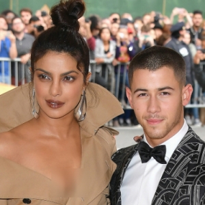 Gabungan Hollywood Dan Bollywood, Nick Jonas Hangat Bercinta Dengan Priyanka Chopra