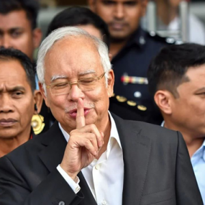 Najib Tarik Balik Saman Fitnah Terhadap MalaysiaKini