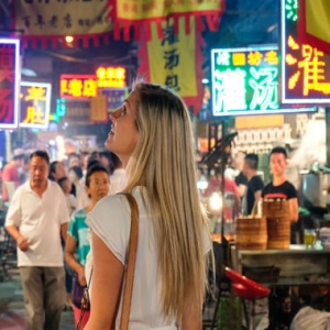 Penuh Makanan Halal, Sedap-Sedap Belaka! Kalau Ke China Jangan Lupa Singgah Di Muslim Quarter Xi'an