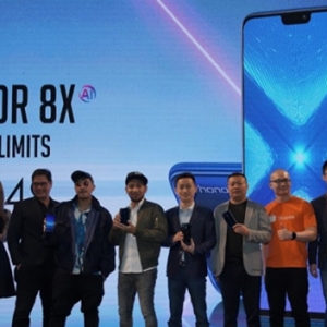 Sudah Berada Di Malaysia, Tunggu Apa Lagi? Segera Dapatkan honor 8X