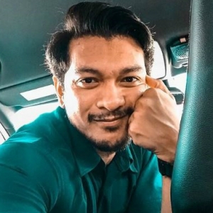 Tegur Shukri Yahaya Buat Maksiat, Anak Pakcik Minta Maaf