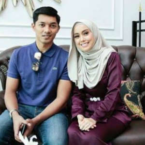 Muat Naik Status Patah Hati, Padam Gambar Suami. Rumah Tangga Mia Ahmad Berantakan?