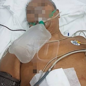 Tak Mahu Dipaksa Ke Hospital, Warga Emas Tikam Diri Sendiri