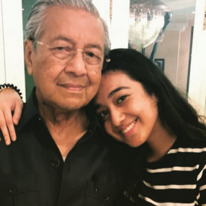 "Lupa Keturunan Dia Pun Join Demonstrasi Jalanan?" - Netizen Menyampah Dengan Cucu Tun M