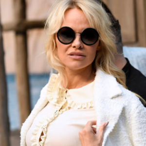 Pamela Anderson Menentang Gerakan Feminisme #MeToo