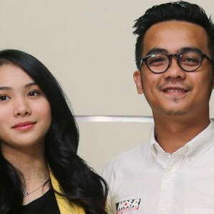 Kemelut Rumah Tangga Berpanjangan, Elvina Mohamad Padam Gambar Kahwin Dan Suami