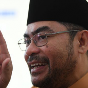 Mujahid Seronok Baca Komen Tentang 'Warkah Dari Cordova Buat Nurul Izzah'