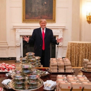 Tetamu Kecewa Donald Trump Hidang Makanan Segera Sahaja Untuk Jamuan White House