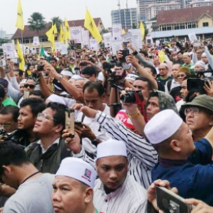 Tindakan Tegas Terhadap Penghina Nabi Muhammad Atau Hadapi Kemarahan Umat Islam