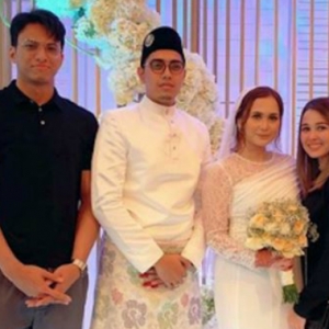 Gambar Ini Bukti Emma Maembong Dan Syed Abdullah Masih Bersama