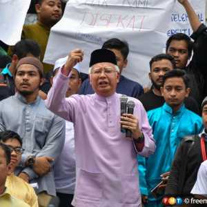 Susulan Laporan Polis Yang Dibuat, Najib Nafi Mahu Sembang Santai Di Masjid