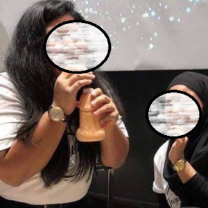 Parti Bachelorette Tema 'Penis' Tular, Netizen Bidas Penganjur Dan Geng Bawang