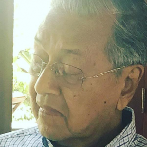 Tun M Larang Anggota Pentadbiran Terima Hadiah