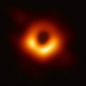 Akhirnya, Gambar Black Hole Berjaya Dirakam! Sebuah Penemuan Hebat Ilmu Astrofizik